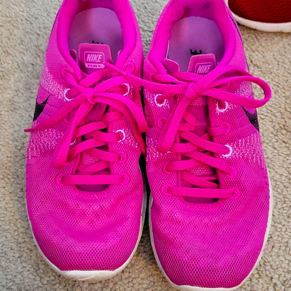 Nike Fury Flex shoes
